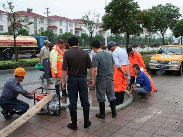 内江工业管道疏通服务（内江内自快速通道道路工程）